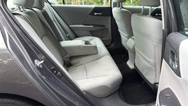 Used 2017 Honda Accord LX image 15