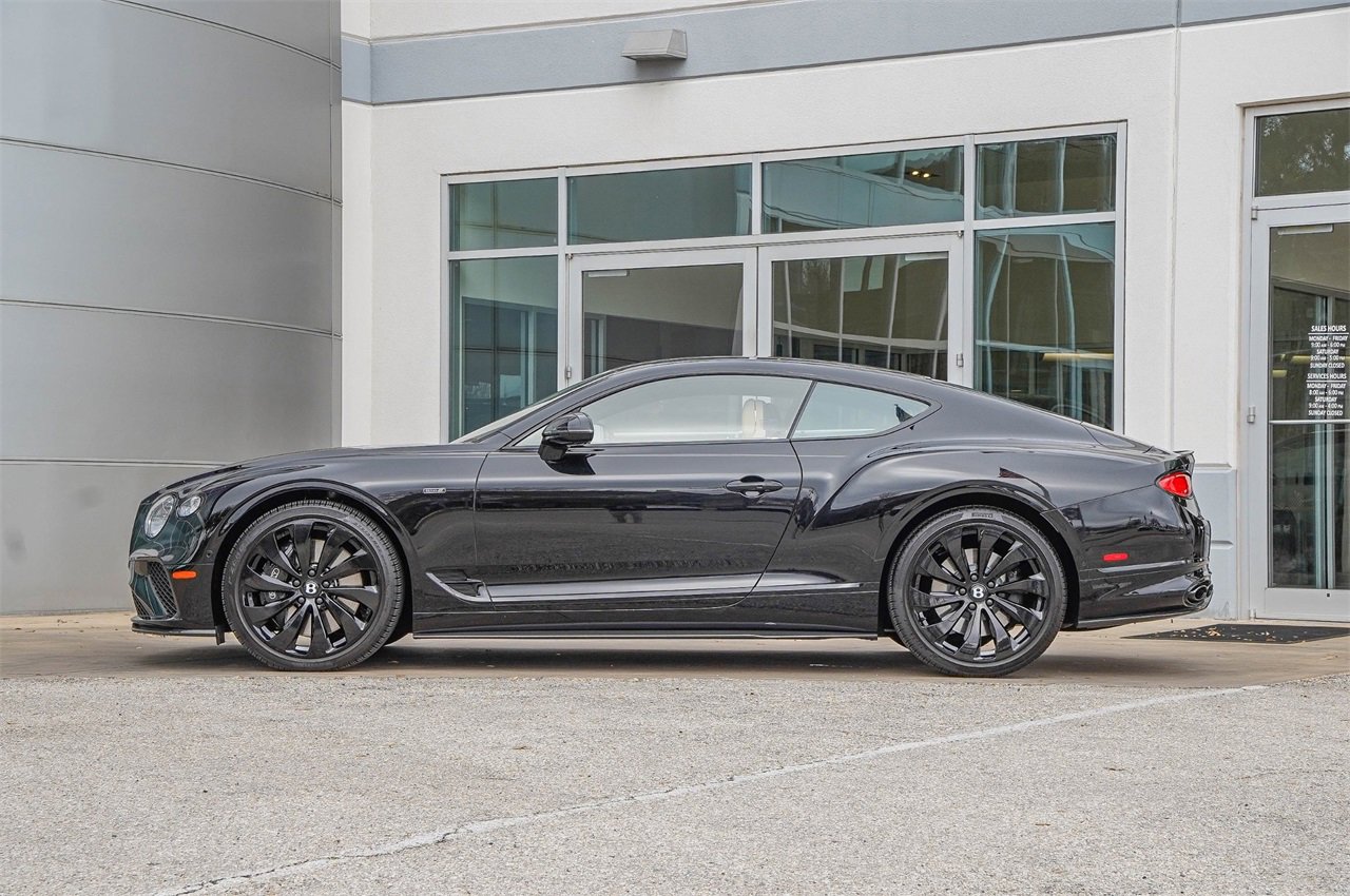 Used 2024 Bentley Continental GT image 12