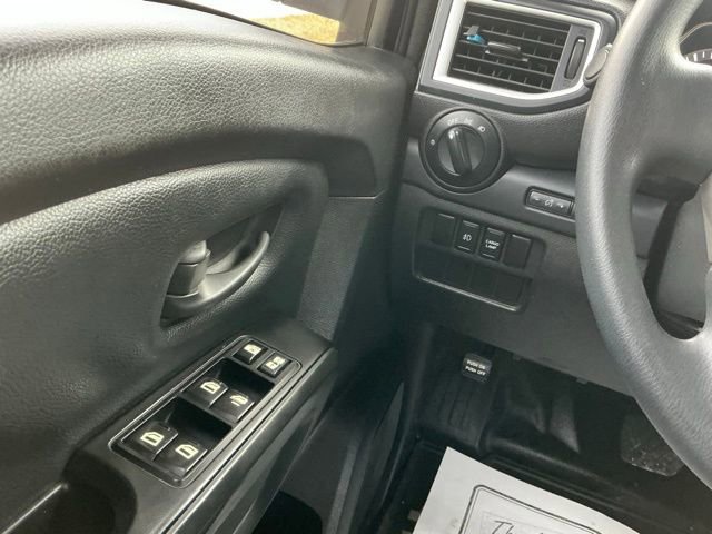 Used 2019 Nissan Titan S w/ S Utility Package image 28