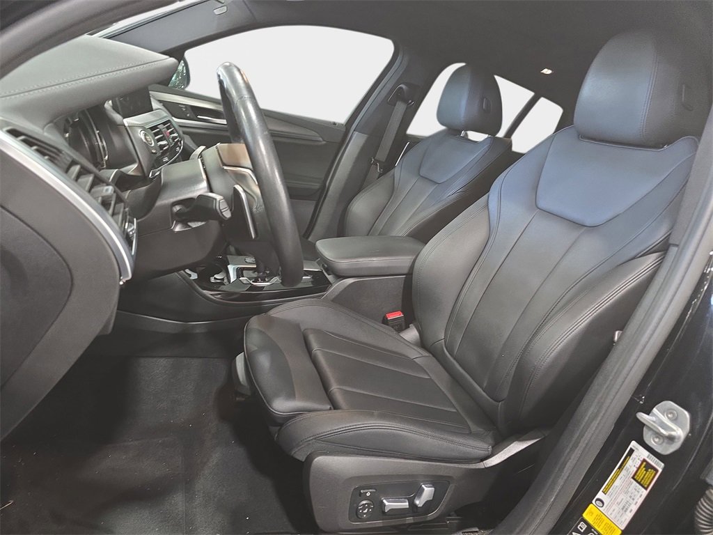Used 2019 BMW X4 M40i w/ Driving Assistance Package image 14