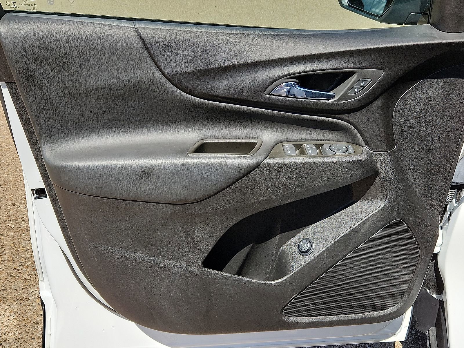 Used 2023 Chevrolet Equinox LT FWD image 12