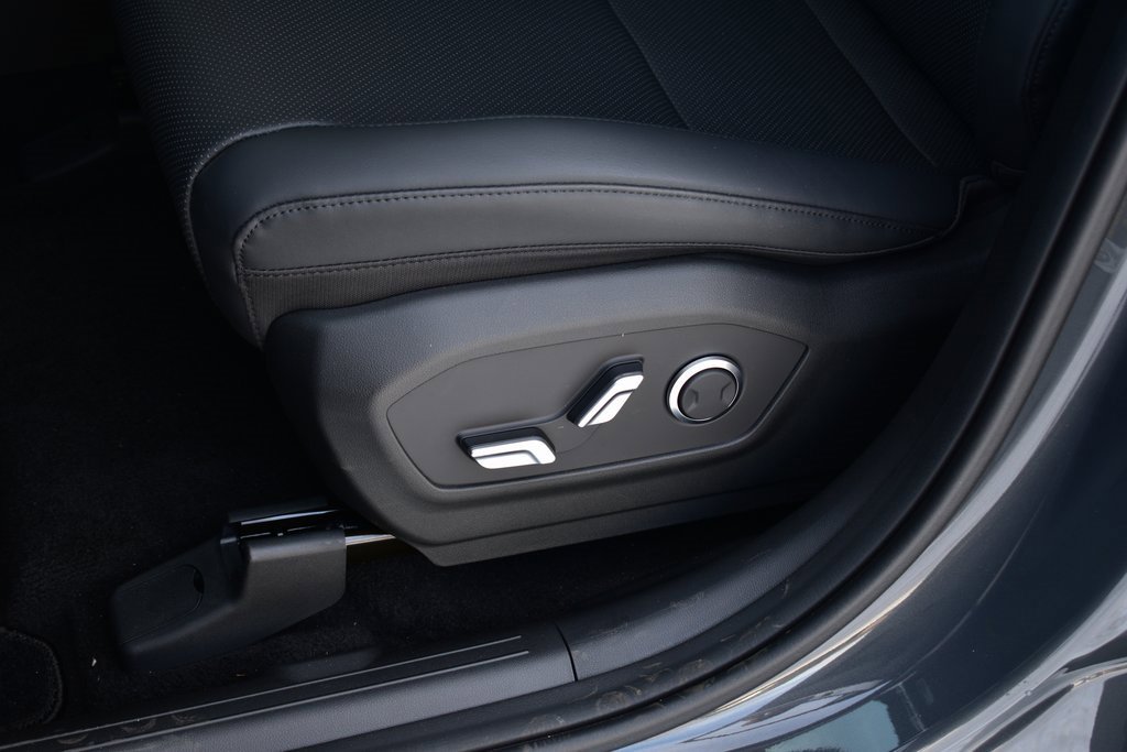 New 2026 Hyundai Santa Fe SEL image 17