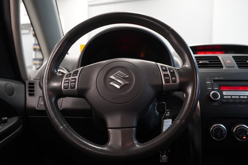 Used 2008 Suzuki SX4 Sedan FWD image 17