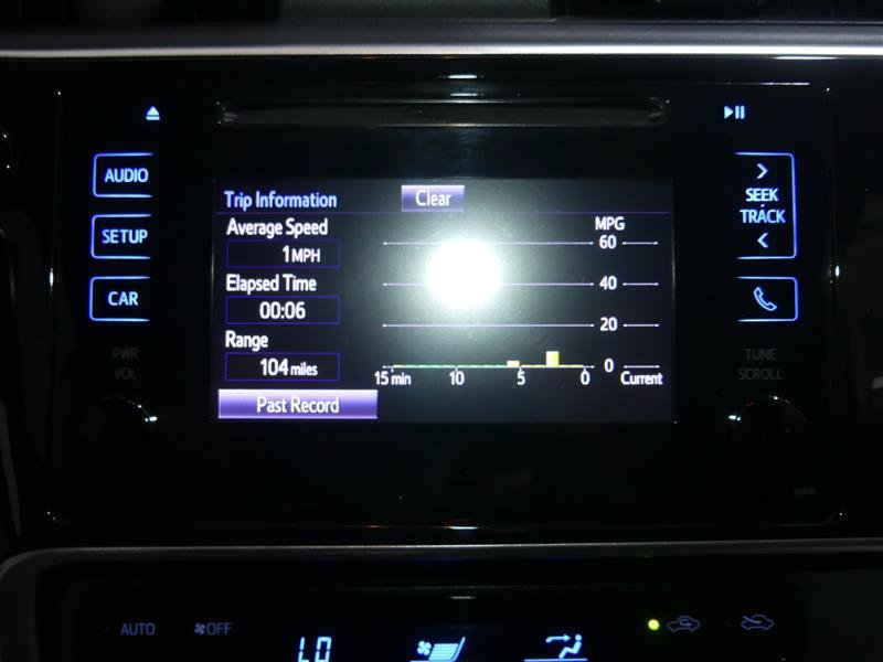 Used 2018 Toyota Corolla SE FWD image 36