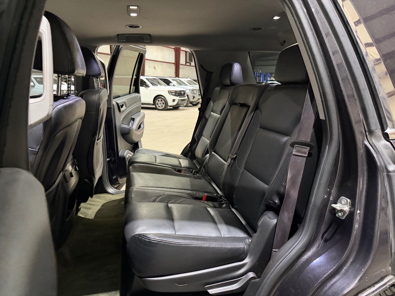 Used 2015 GMC Yukon SLE w/ Convenience Package RWD image 18