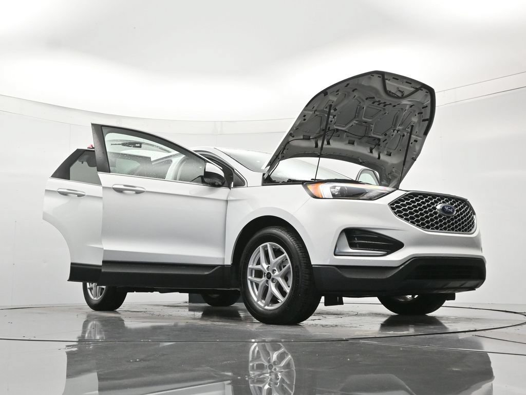 Used 2024 Ford Edge SEL AWD/4WD image 49