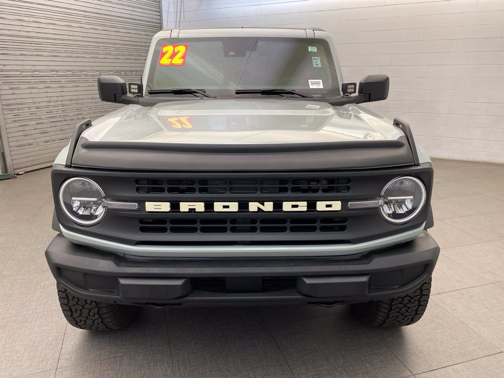 Used 2022 Ford Bronco 4-Door AWD/4WD image 3