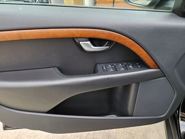 Used 2011 Volvo XC70 3.2 AWD/4WD image 19