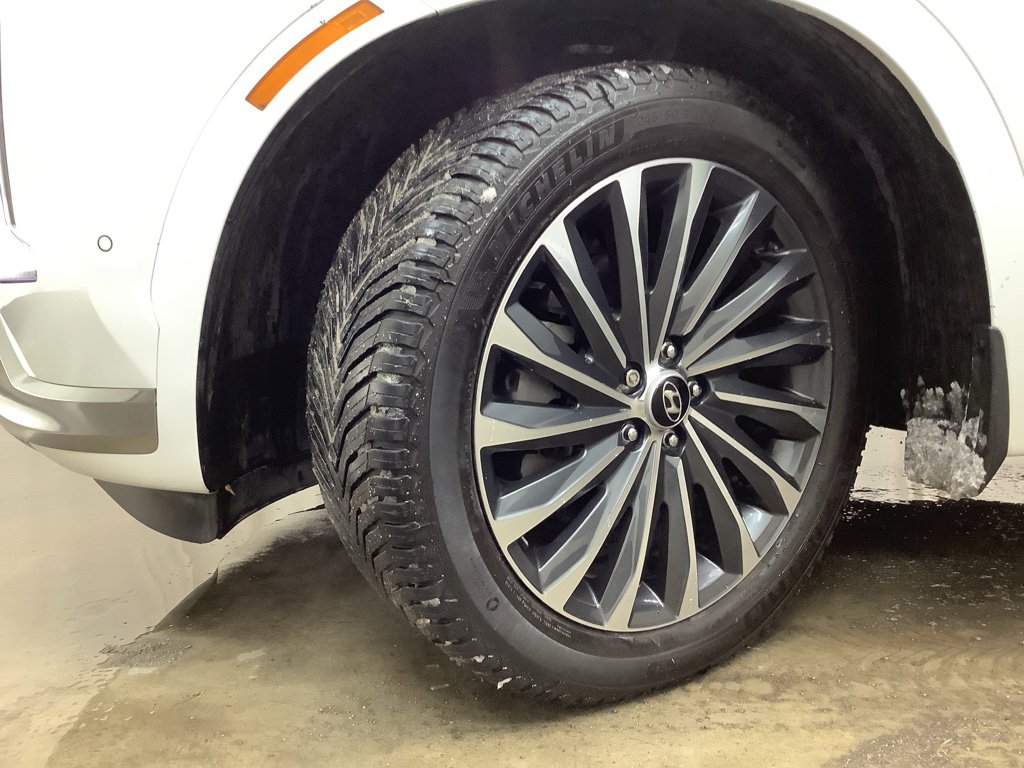 Used 2023 Hyundai Palisade Calligraphy image 31