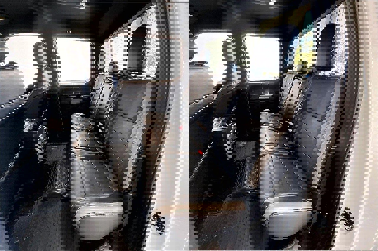 Used 2017 Ford F150 Raptor w/ Equipment Group 801A Mid image 19