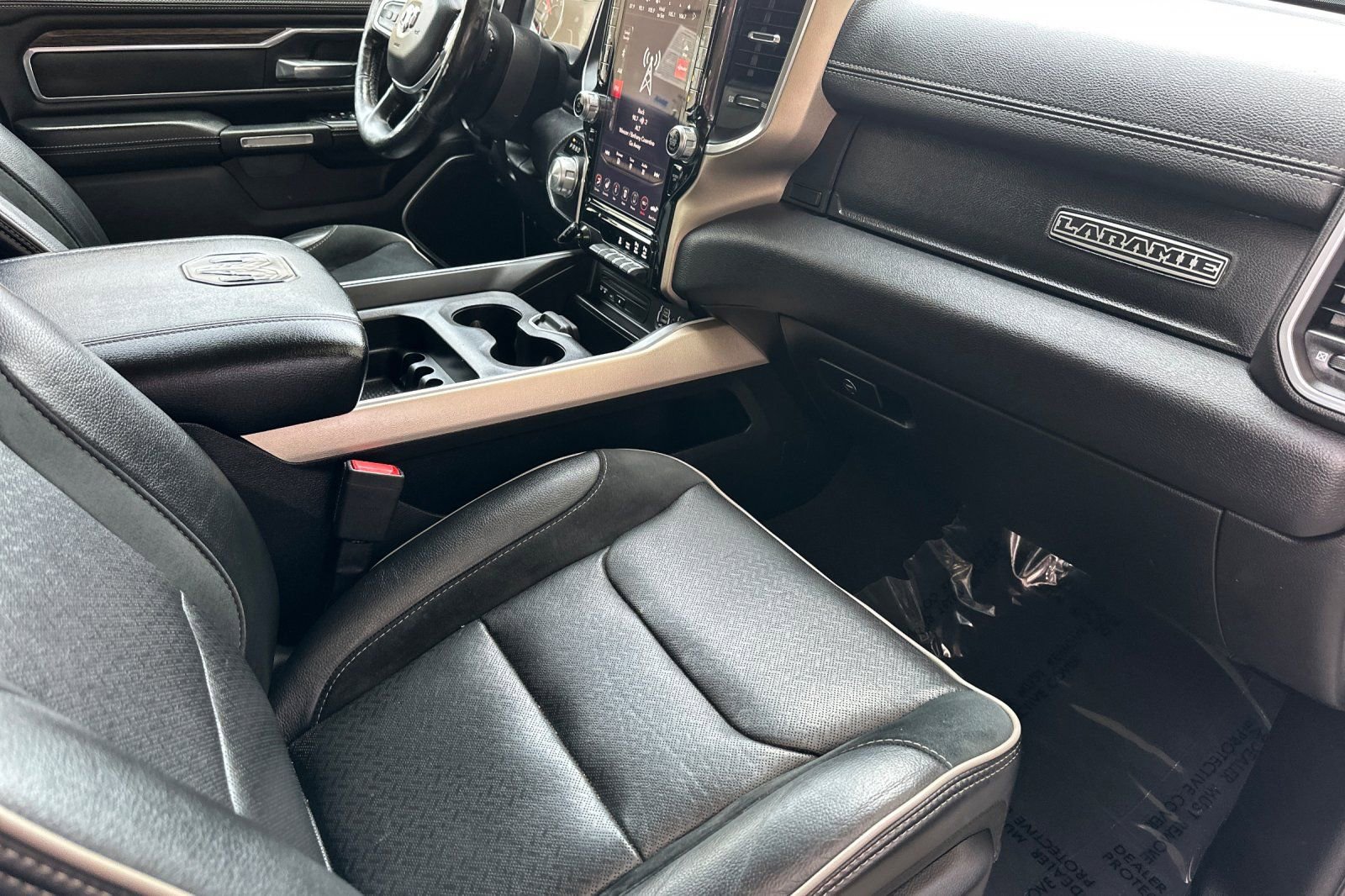 Used 2019 RAM 1500 Laramie RWD image 19