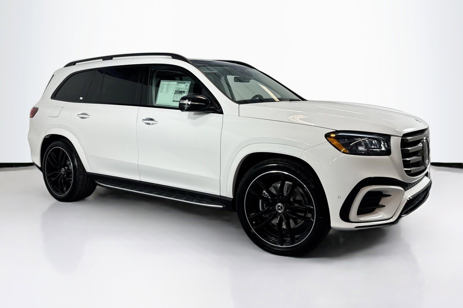 New 2026 Mercedes-Benz GLS 450 4MATIC image 3