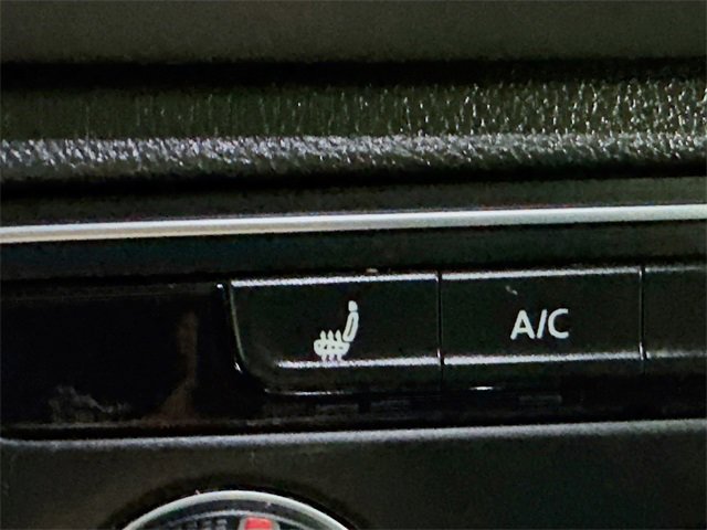 Used 2022 Volkswagen Atlas SE image 24