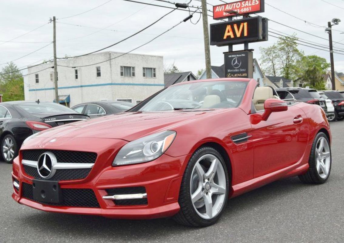 Used 2012 Mercedes-Benz SLK 350 image 4