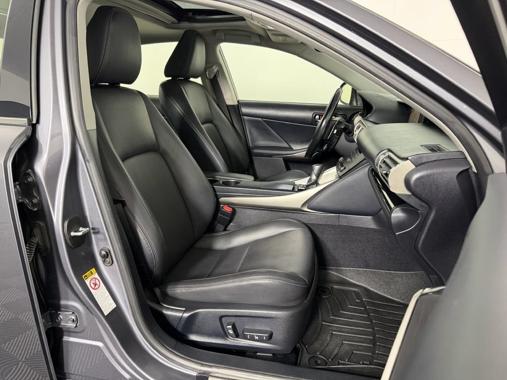 Used 2015 Lexus IS 250 AWD w/ Navigation System Package image 19