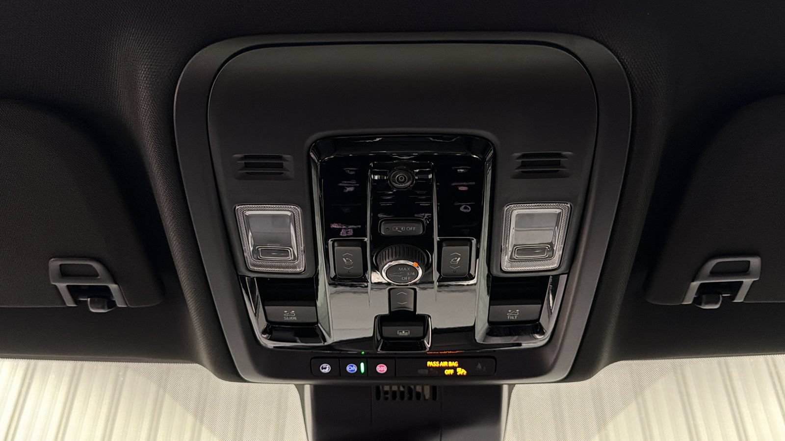 Used 2026 GMC Yukon Denali w/ Sun & Power Step Package AWD/4WD image 33