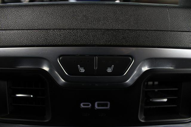 Used 2024 Chevrolet Silverado 3500 High Country w/ Technology Package image 21