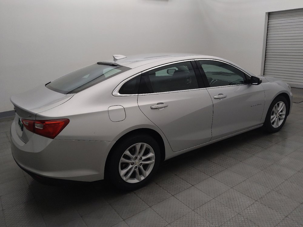Used 2018 Chevrolet Malibu LT FWD image 10