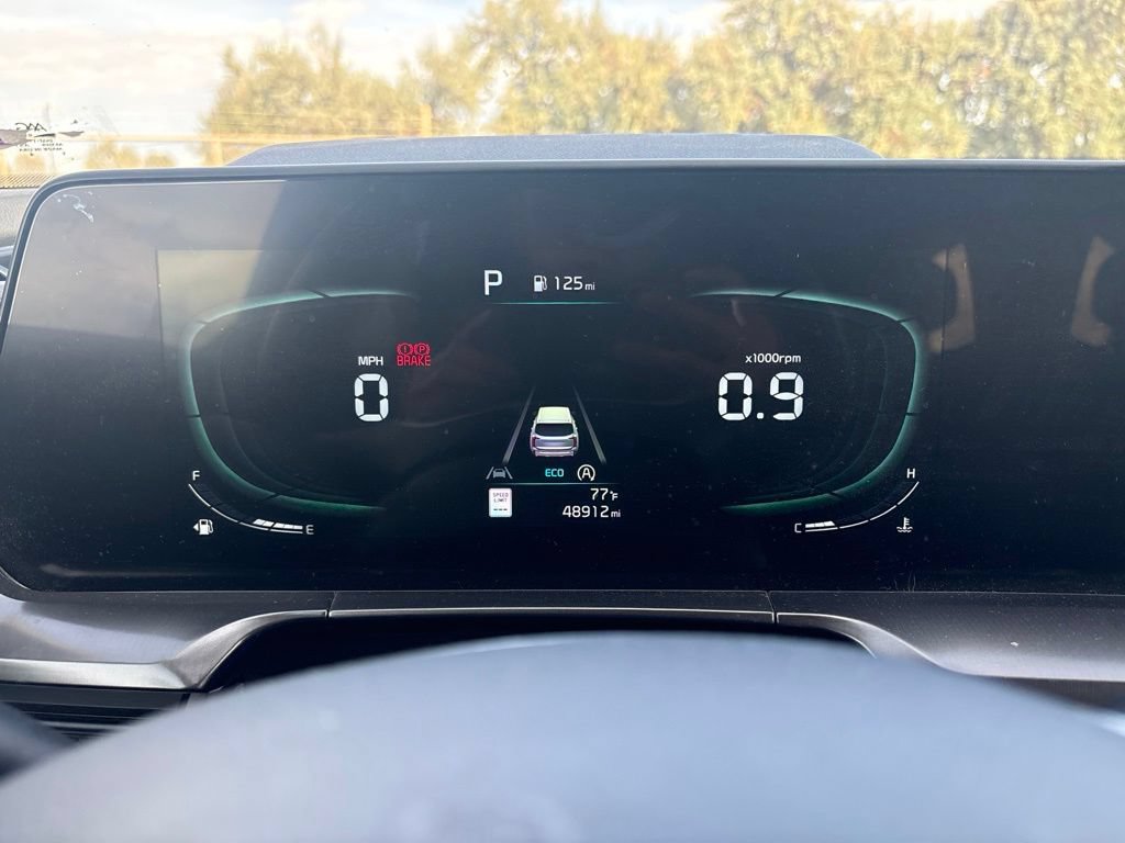 Certified 2023 Kia Telluride S w/ S Sunroof Package AWD/4WD image 11
