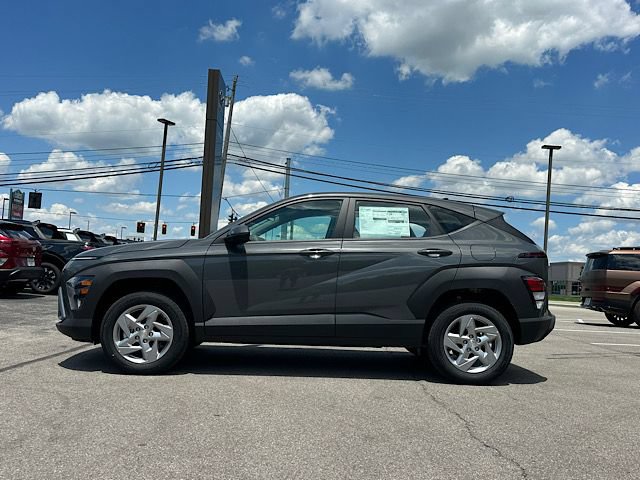 New 2026 Hyundai Kona SE AWD/4WD image 2