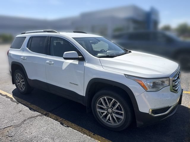 Used 2018 GMC Acadia SLE AWD/4WD image 2