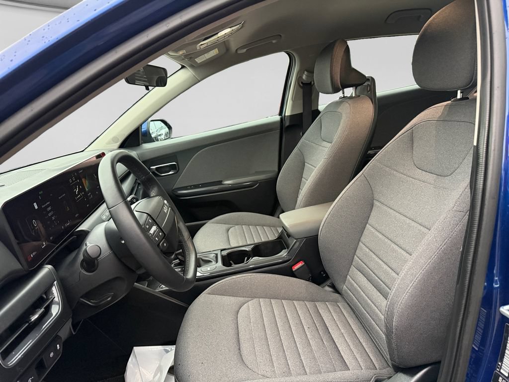 Used 2025 Kia K4 EX FWD image 21