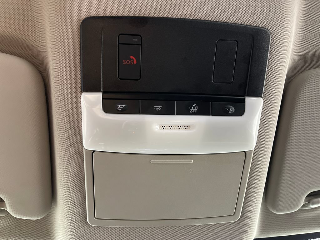 Used 2025 Nissan Rogue SV FWD image 29