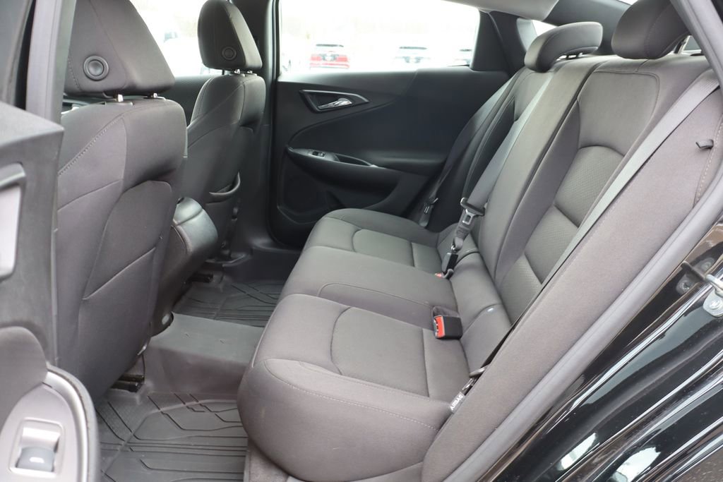 Used 2024 Chevrolet Malibu RS image 32