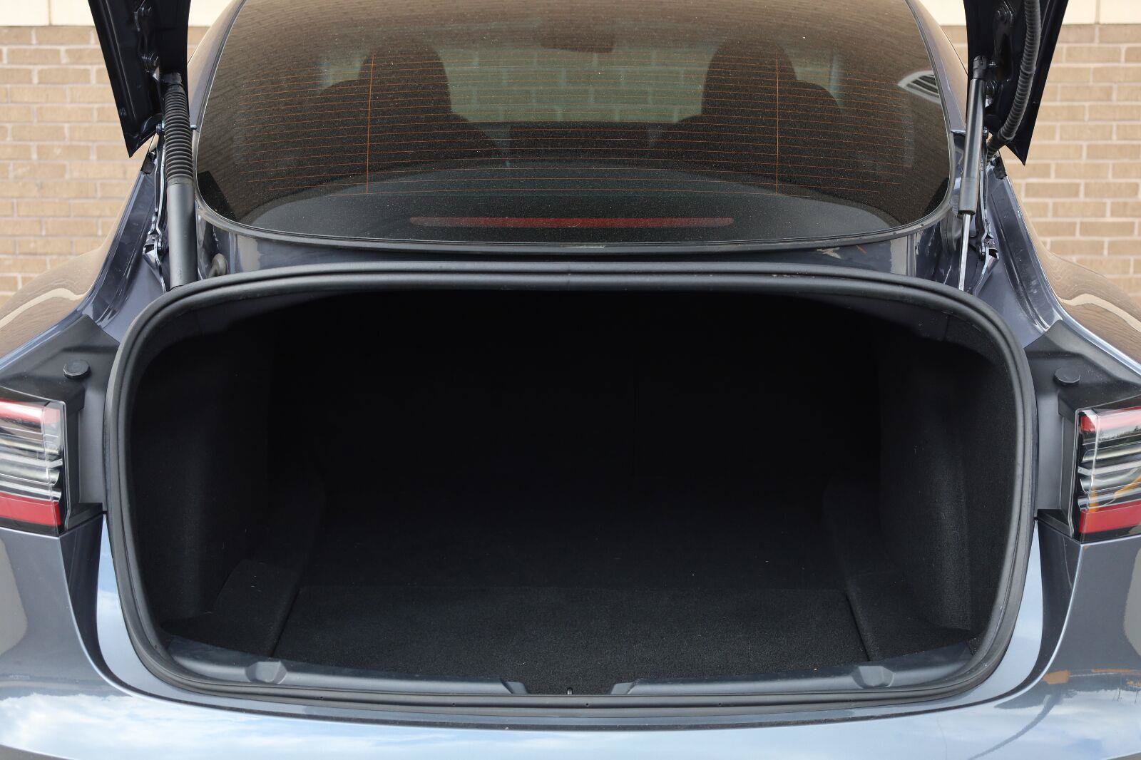 Used 2023 Tesla Model 3 Standard Range RWD image 13