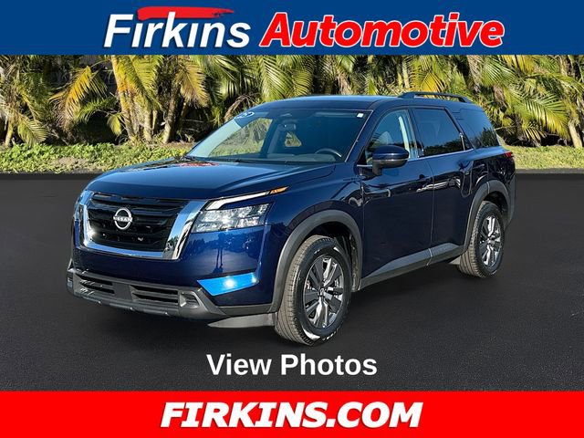 Used 2025 Nissan Pathfinder SV