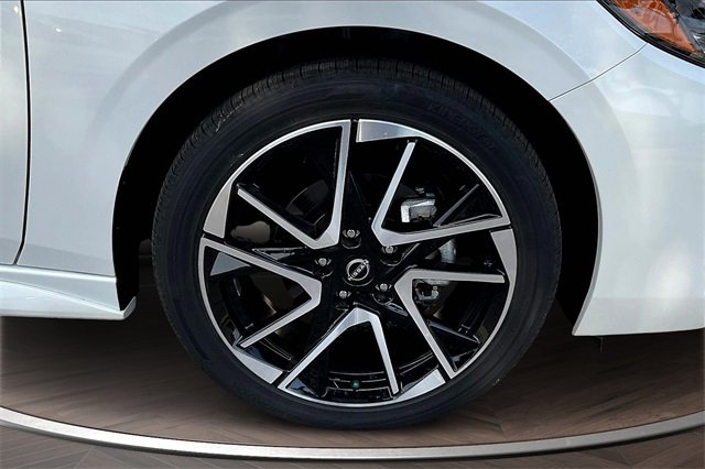 New 2025 Nissan Sentra SR w/ SR Premium Package image 12