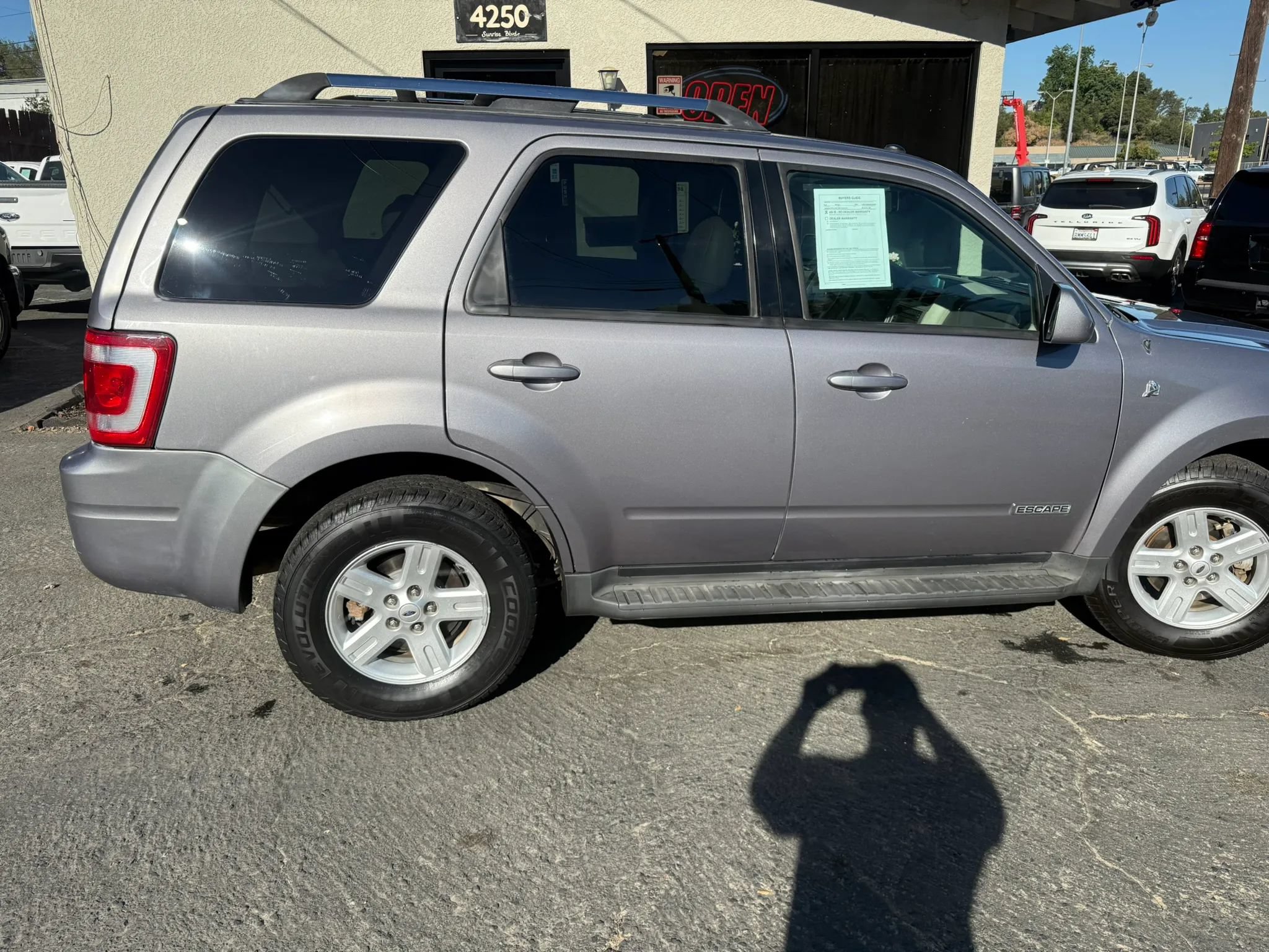 Used 2008 Ford Escape 4WD Hybrid image 3