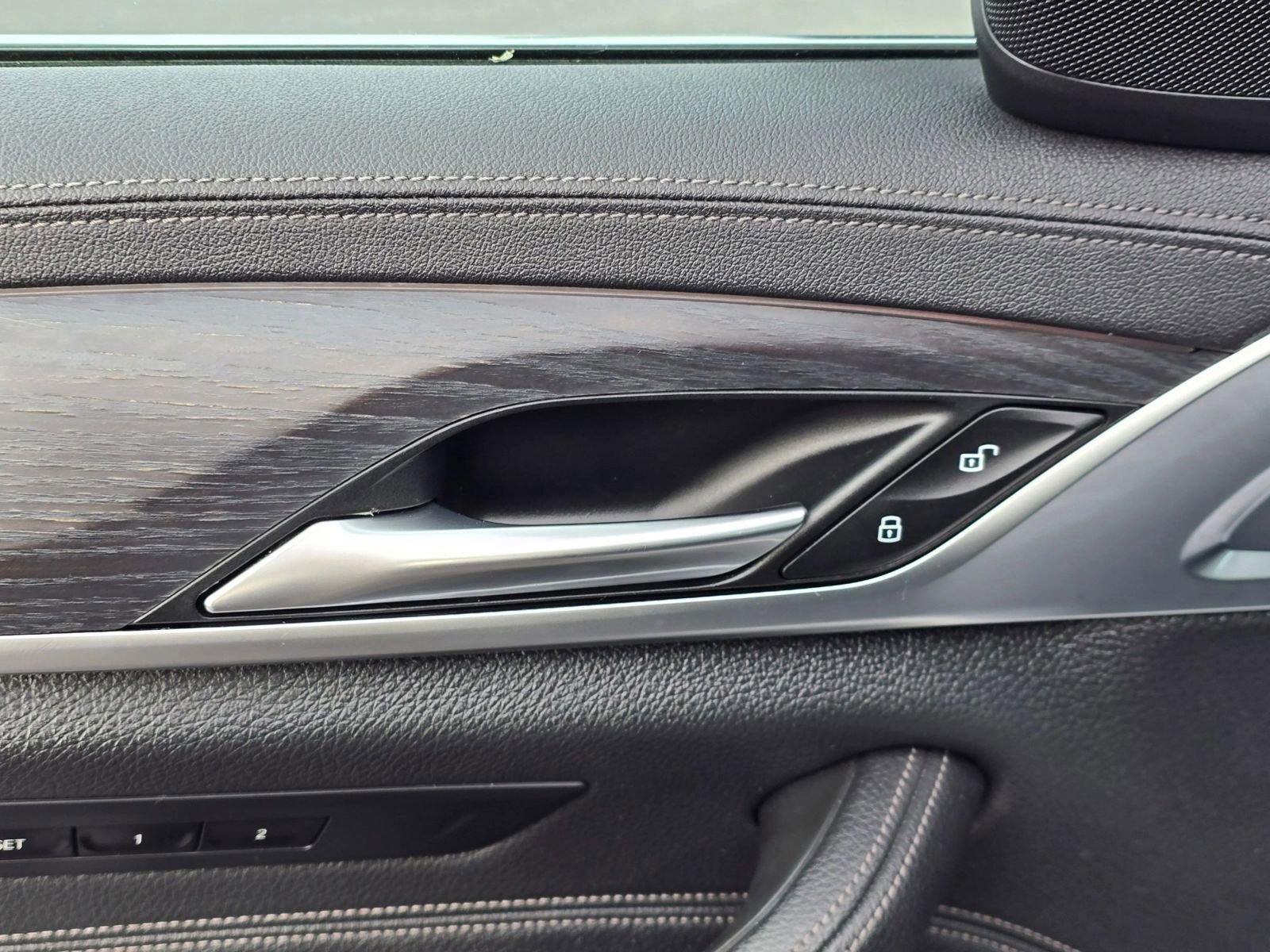 Used 2021 BMW 530i xDrive image 23
