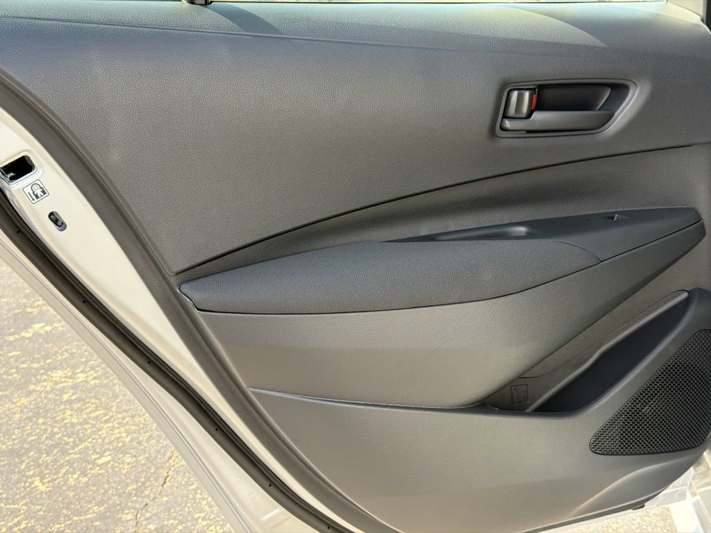 Used 2026 Toyota Corolla LE FWD image 24
