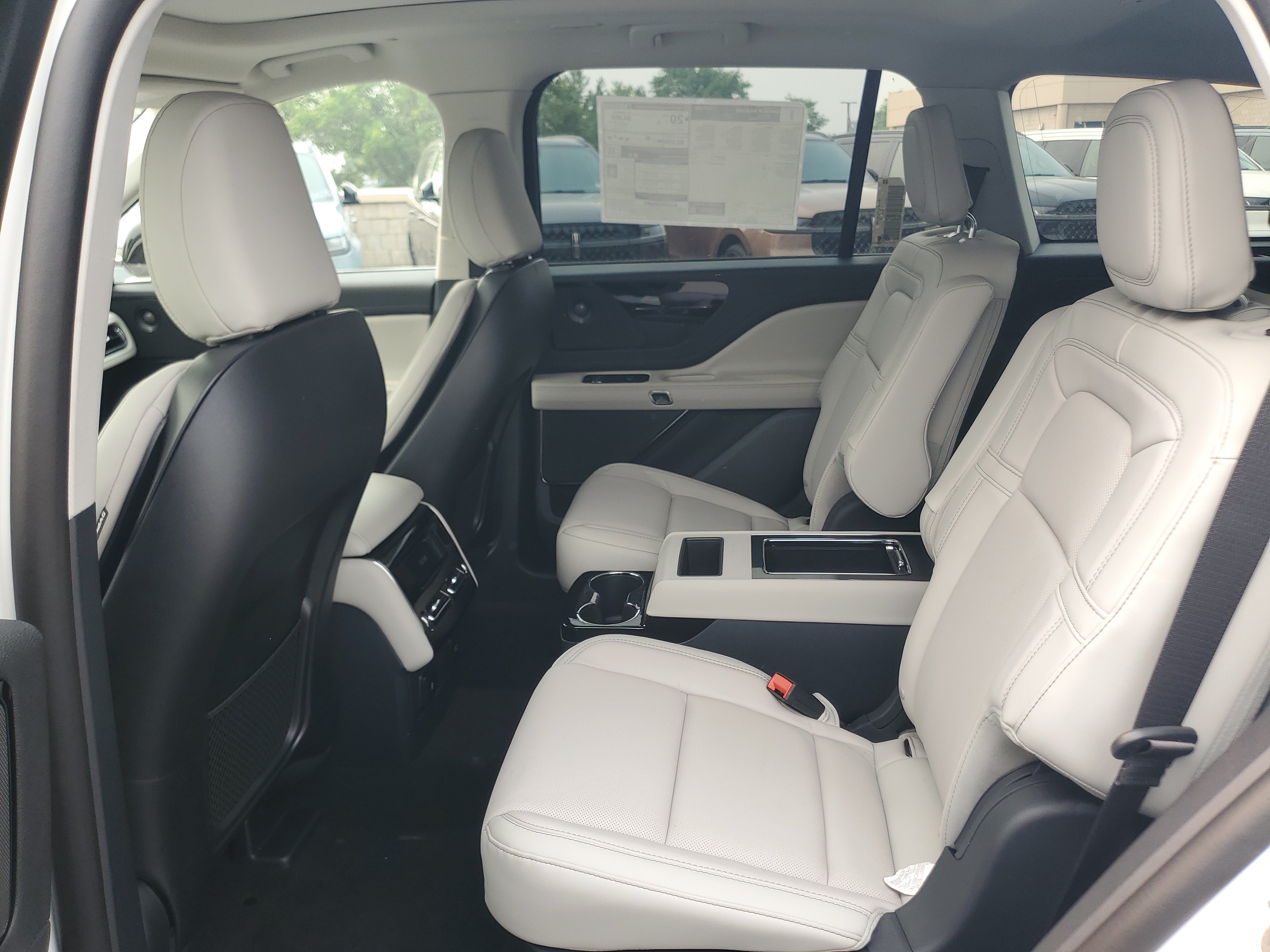 New 2026 Lincoln Aviator Reserve AWD/4WD image 23