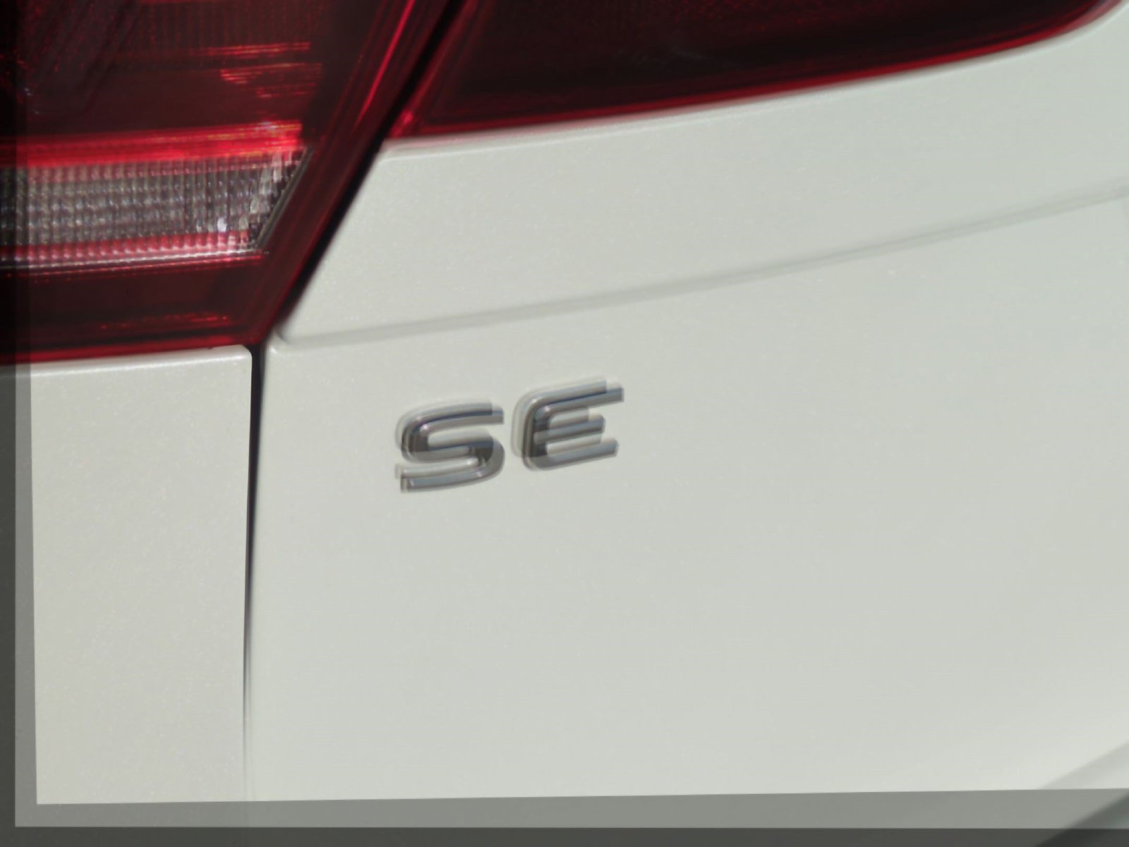 Used 2023 Volkswagen Tiguan SE FWD image 20