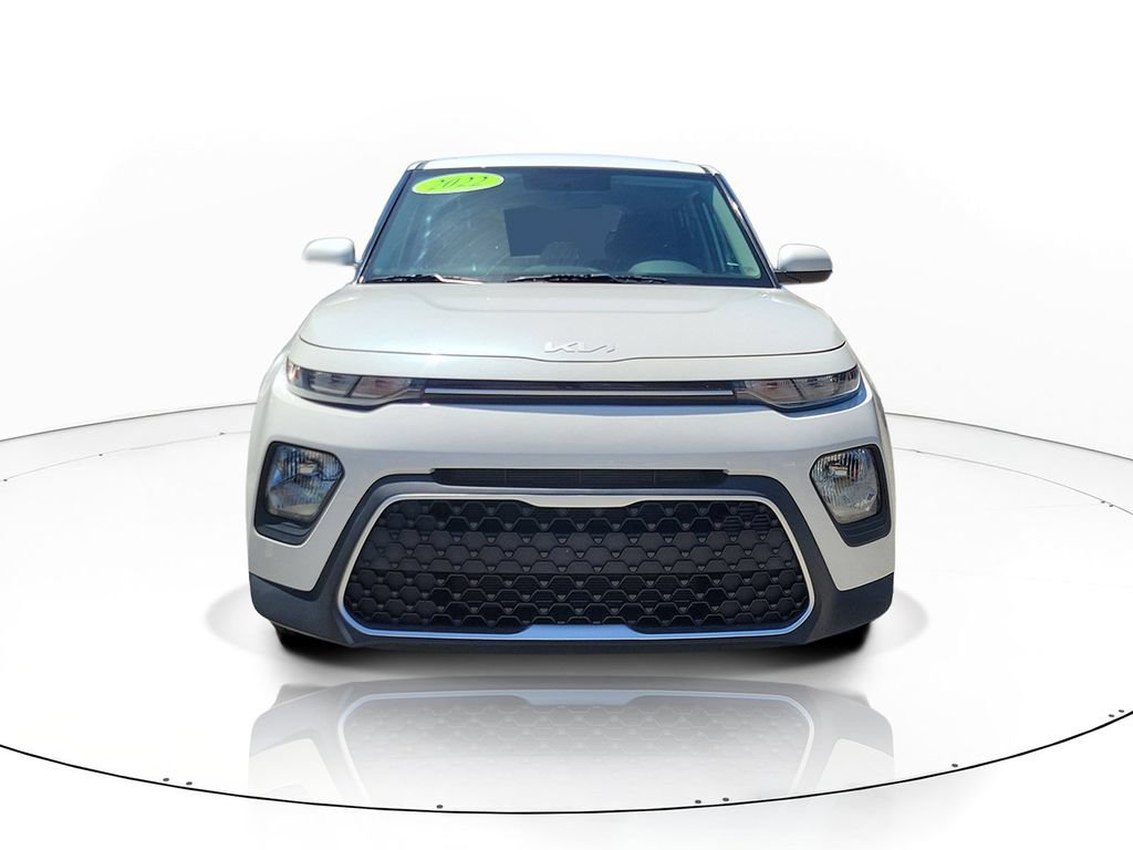 Certified 2022 Kia Soul LX FWD image 4