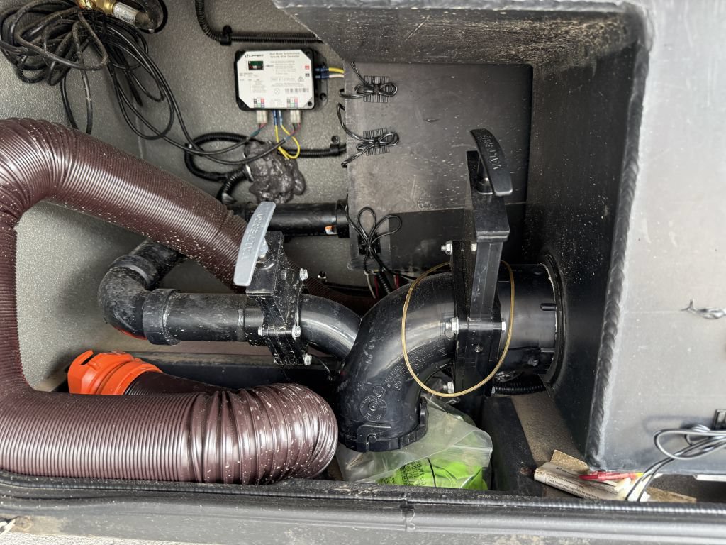 Used 2018 Mercedes-Benz Sprinter 3500 image 10