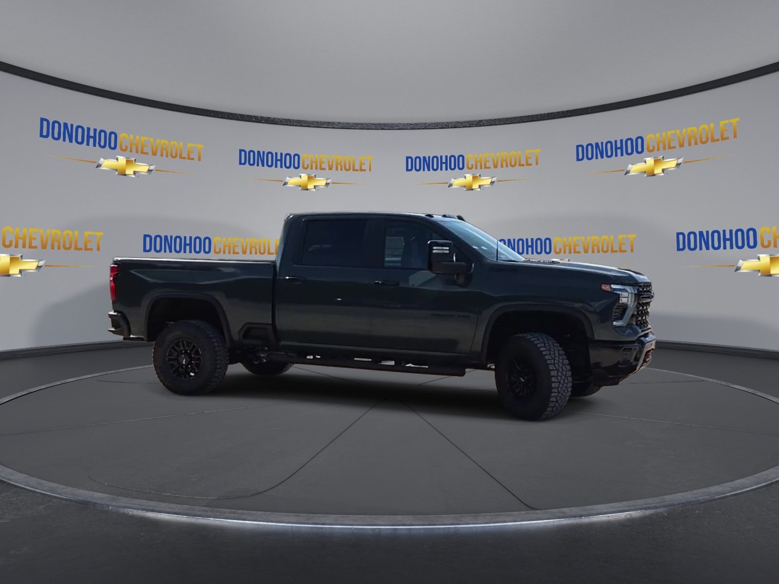 New 2026 Chevrolet Silverado 2500 ZR2 w/ LPO, Dark Essentials Package AWD/4WD image 8