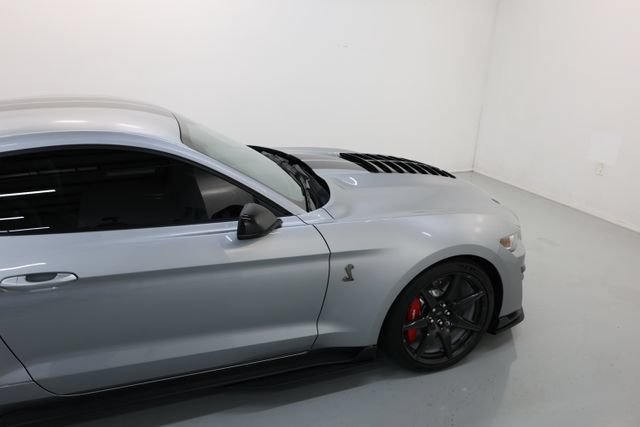 Used 2020 Ford Mustang Shelby GT500 w/ Carbon Fiber Track Pack RWD image 65