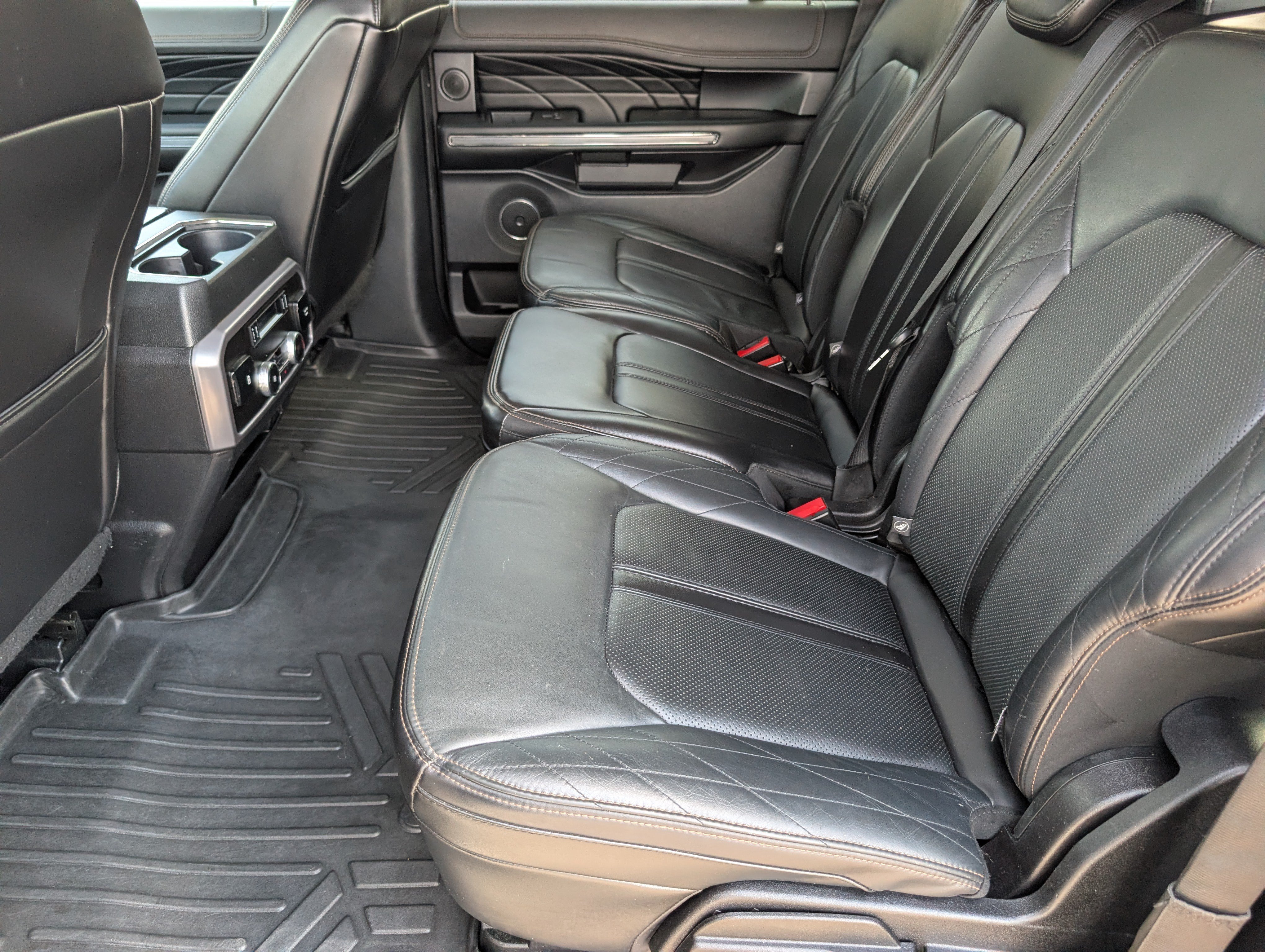 Used 2019 Ford Expedition Max Platinum AWD/4WD image 11