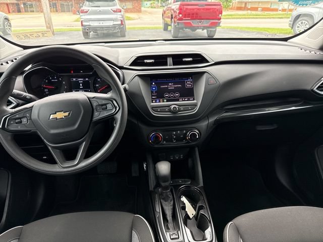 Used 2023 Chevrolet TrailBlazer LT FWD image 20