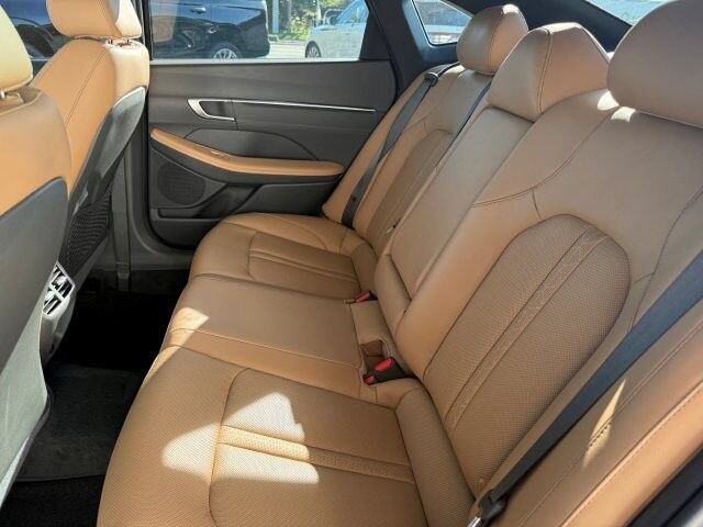 Used 2021 Hyundai Sonata Limited FWD image 14