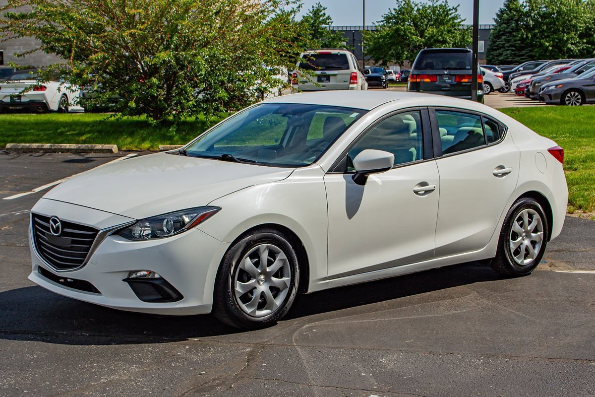 Used 2016 MAZDA MAZDA3 i Sport FWD image 4