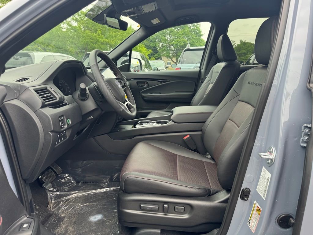 New 2026 Honda Ridgeline Black Edition image 12