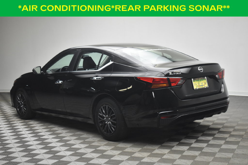 Used 2024 Nissan Altima 2.5 S FWD image 4