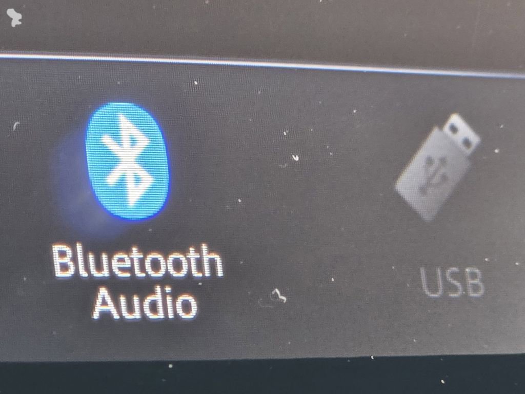 Used 2019 Toyota Tacoma TRD Off-Road w/ Technology Package AWD/4WD image 6