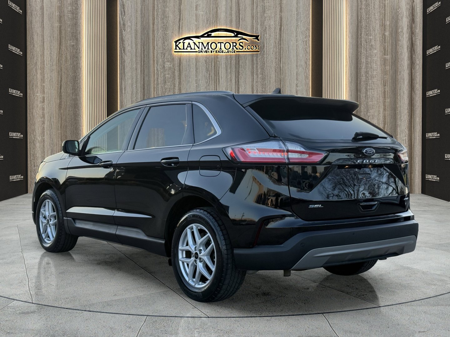 Used 2023 Ford Edge SEL w/ Convenience Package AWD/4WD image 5