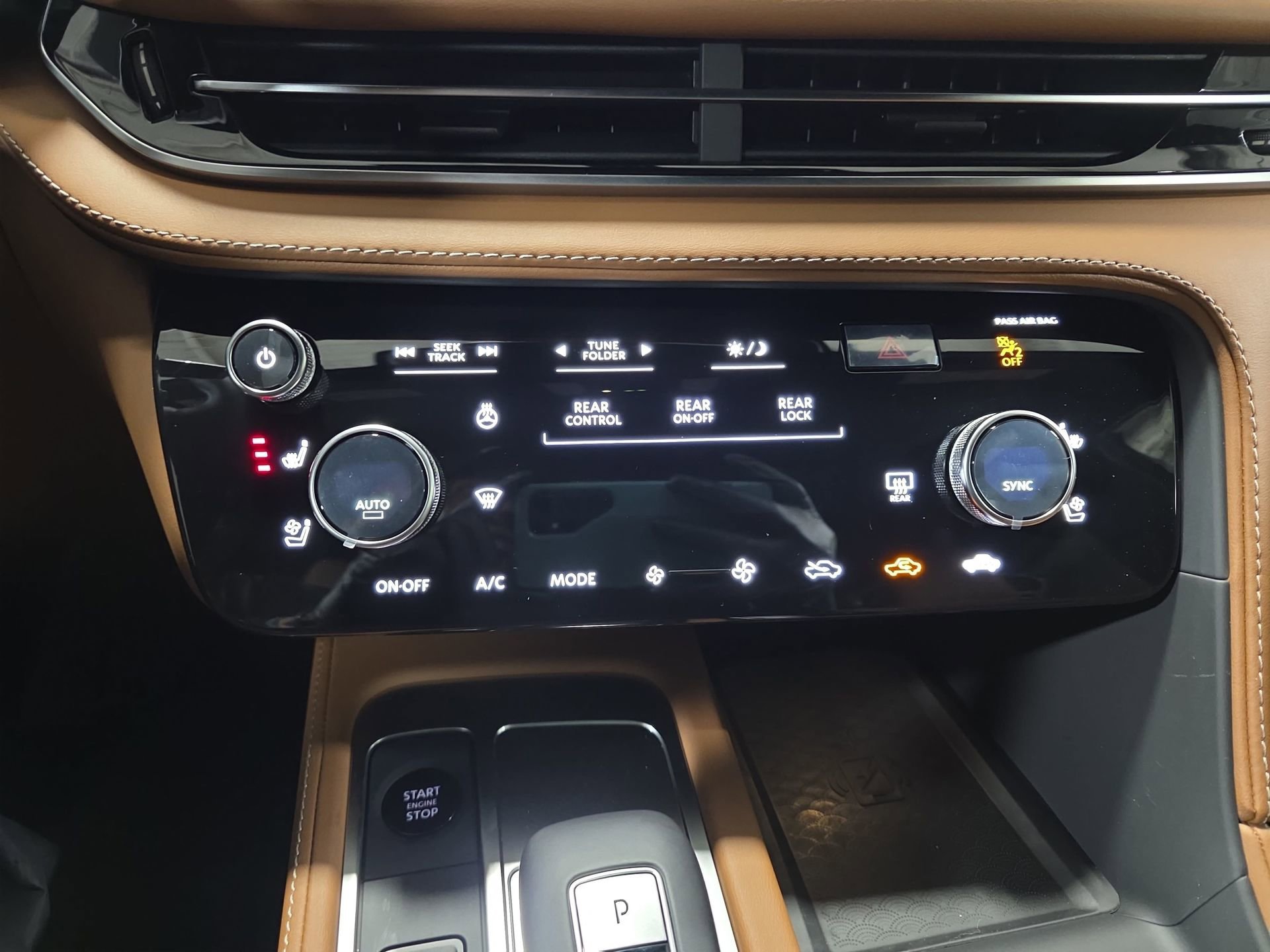 New 2026 INFINITI QX60 Autograph w/ Dark Cargo Package image 24