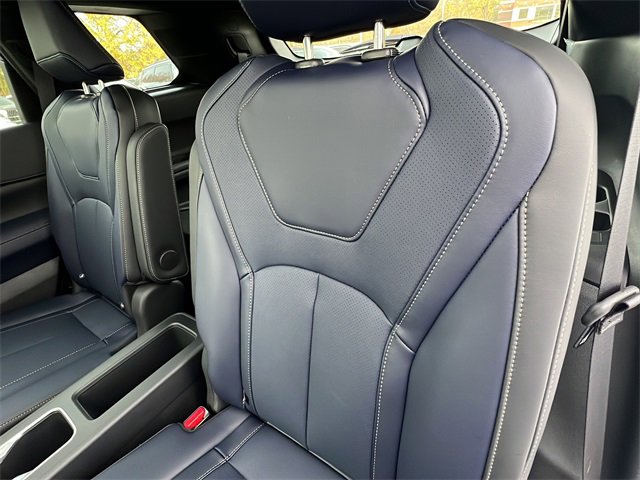 New 2026 INFINITI QX60 Sport w/ Dark Cargo Package image 17